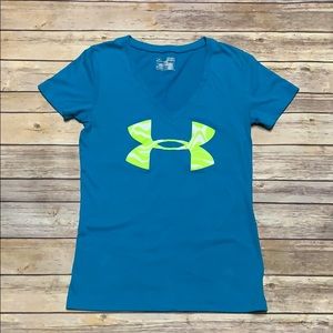 Ladies Size XS UA V-Neck